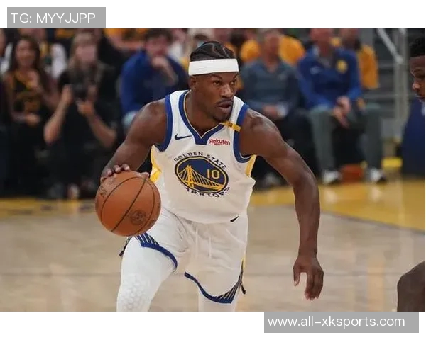 科尔透露巴特勒因脚踝扭伤缺席训练对湖人比赛出战存疑