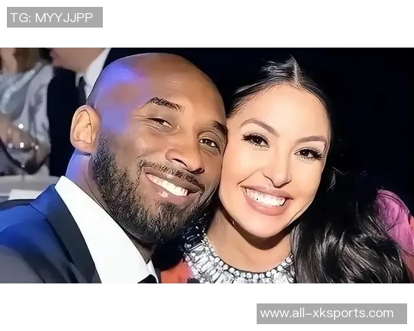 湖人官方发布瓦妮莎新书讲述科比与Gigi壁画背后的感人故事 湖人官方发布瓦妮莎新书讲述科比与Gigi壁画背后的感人故事