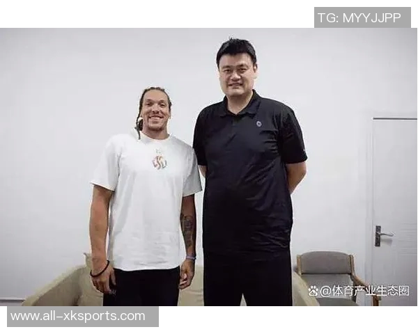 本戈登回忆初见姚明时的震撼感受竟认为他体内有外星人操控着他